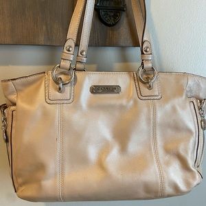 ☀️ Authentic Coach Purse ☀️